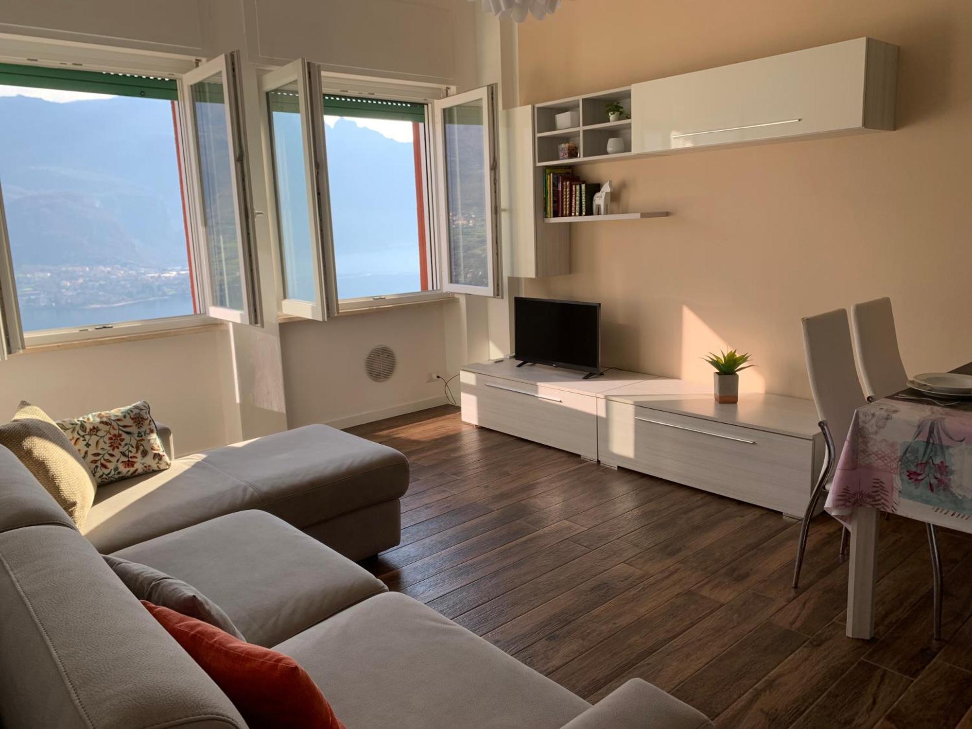 Quel Ramo Del Lago Di Como... Appartamento 189 Valbrona Bagian luar foto